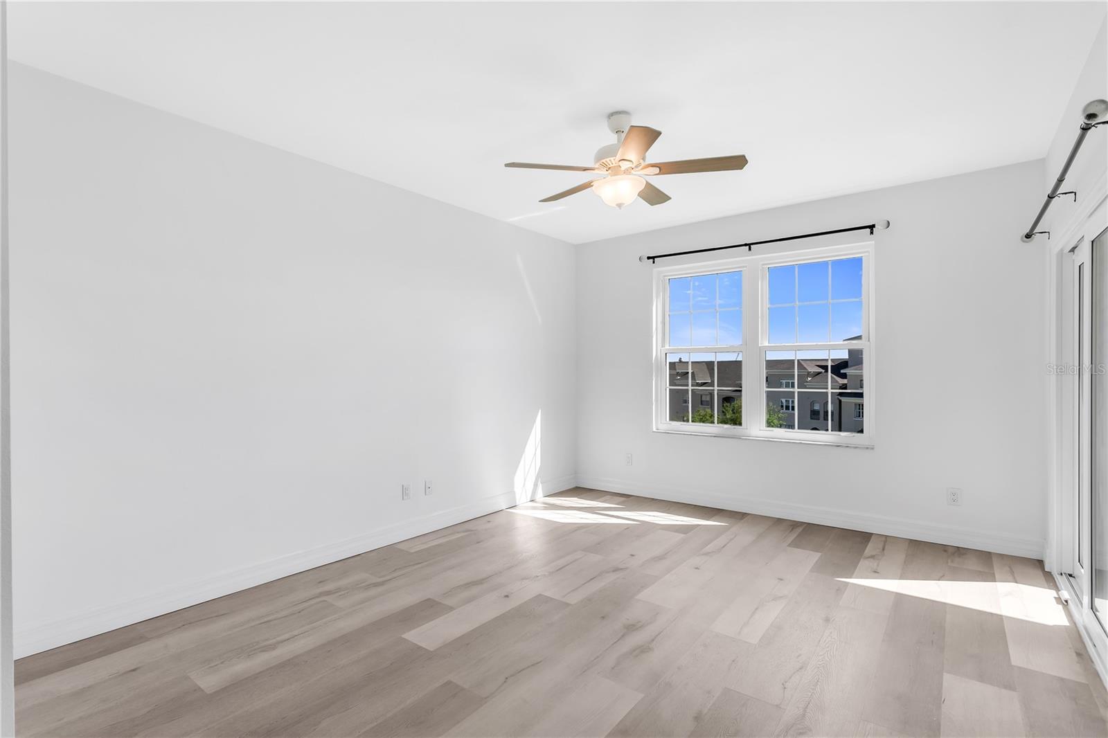 HARBOUR COURT A CONDO - Residential Lease