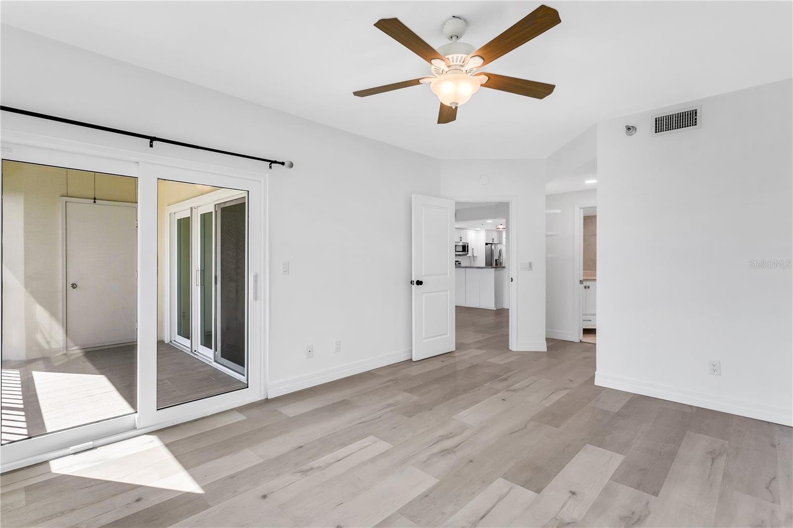 HARBOUR COURT A CONDO - Residential Lease