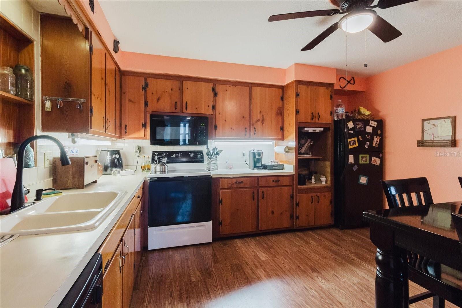 SPRING LAKE SUB ADD 1 - Residential