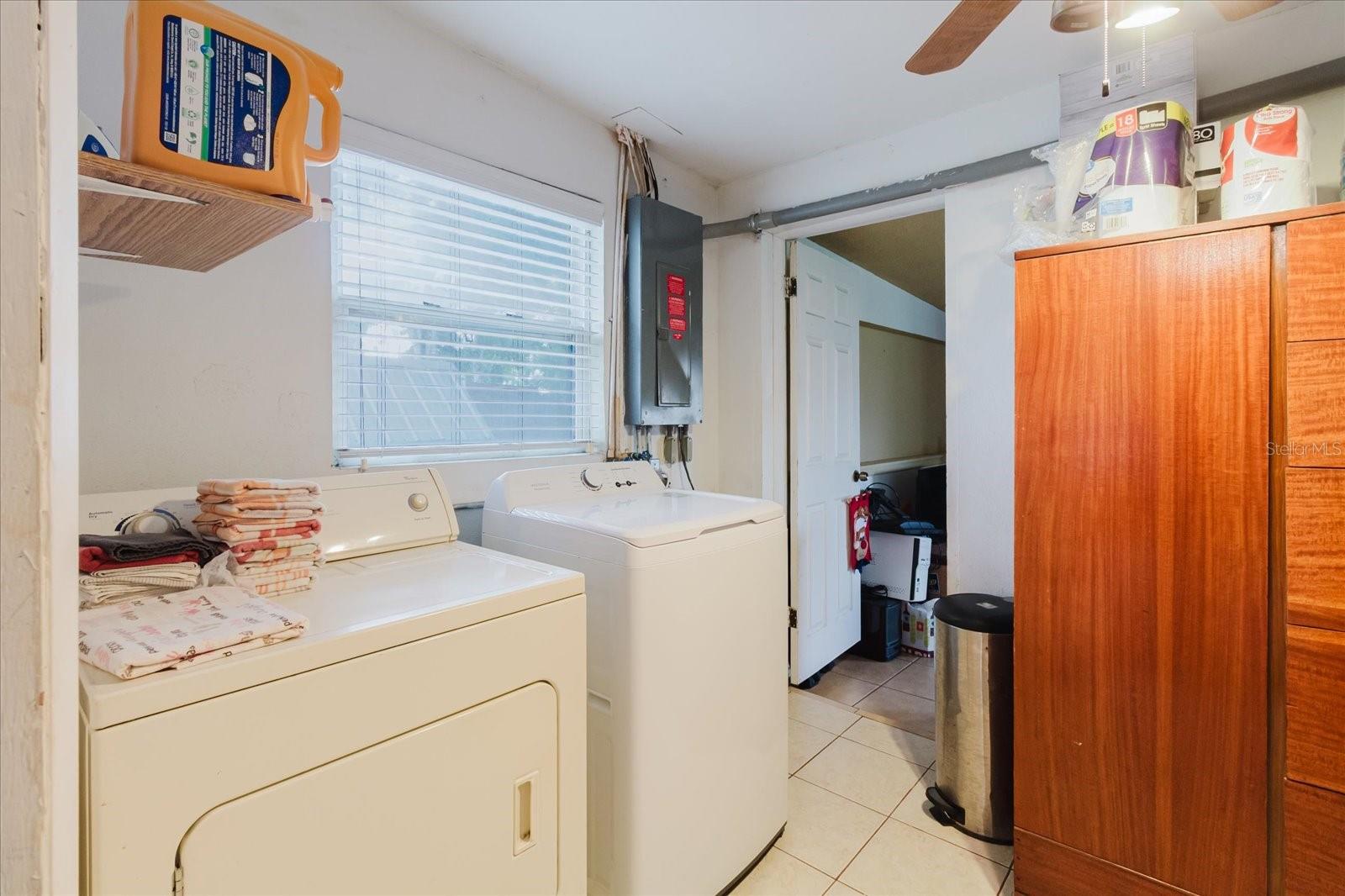 SPRING LAKE SUB ADD 1 - Residential