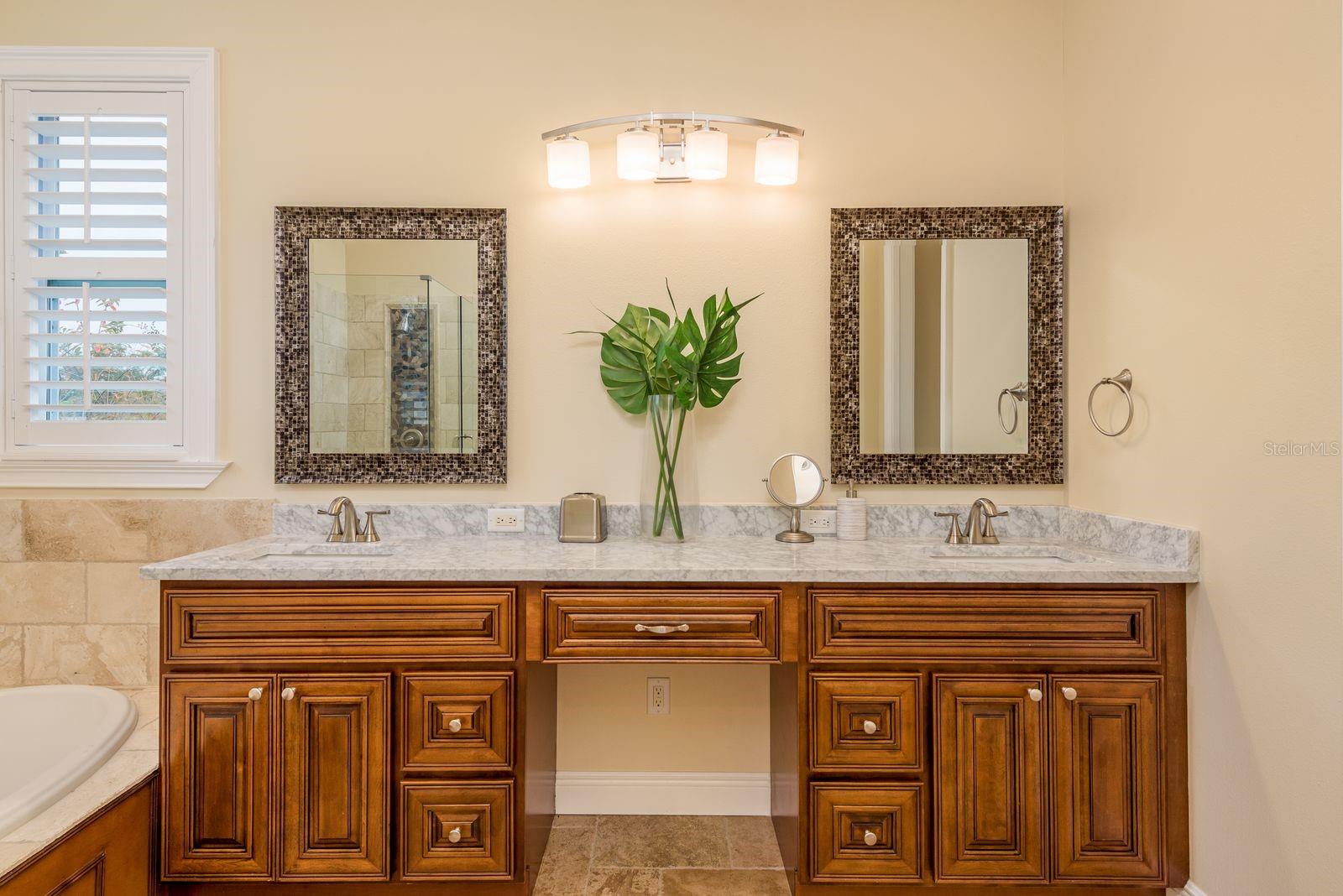 MARYLAND MANOR REV - Residential