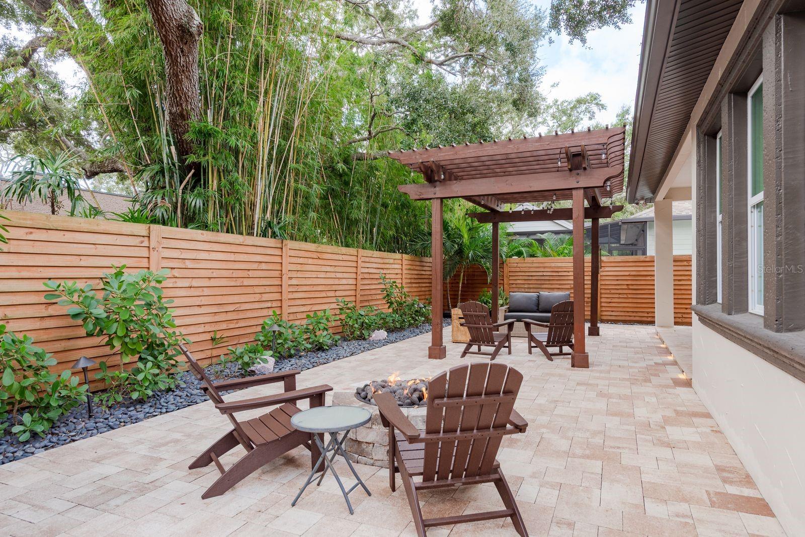 MARYLAND MANOR REV - Residential