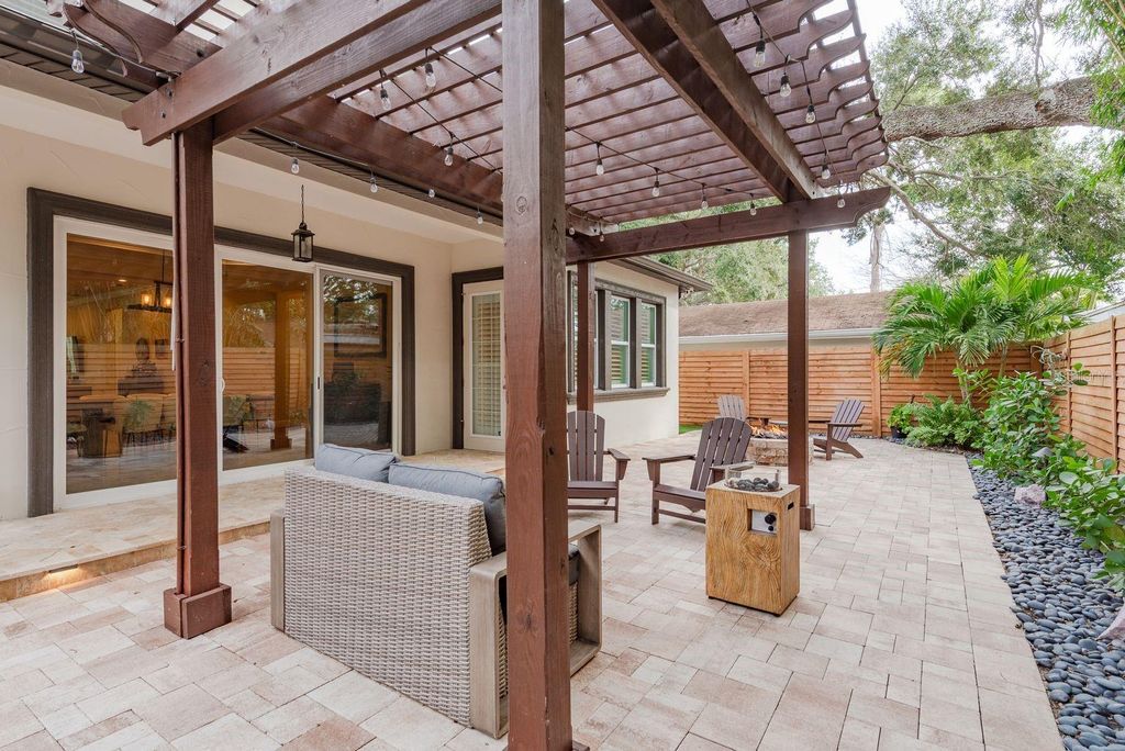 Photo of 4318 W San Juan Street, Tampa, FL 33629 (MLS # TB8456114)