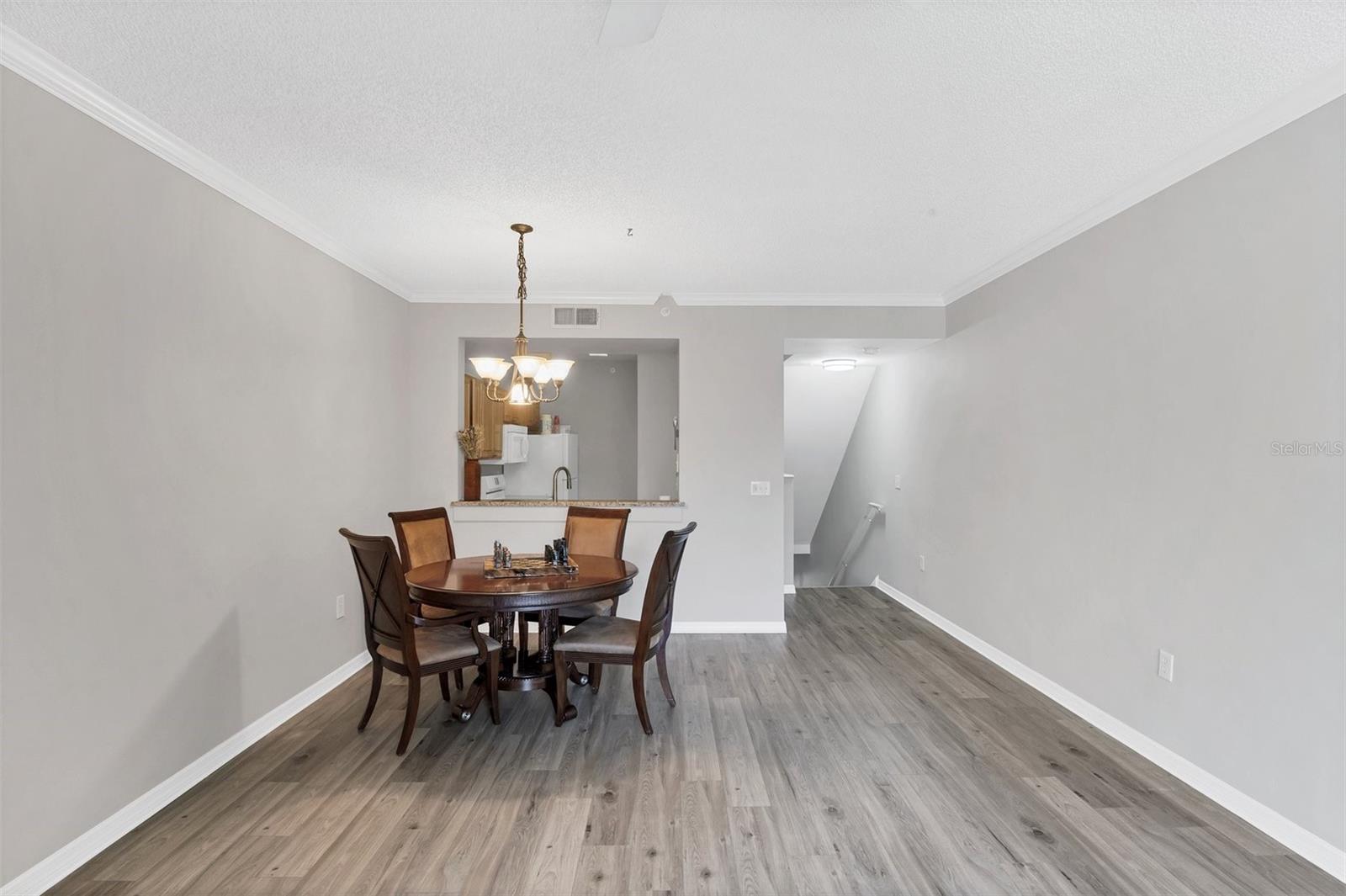 5700 BENTGRASS DRIVE 16-211