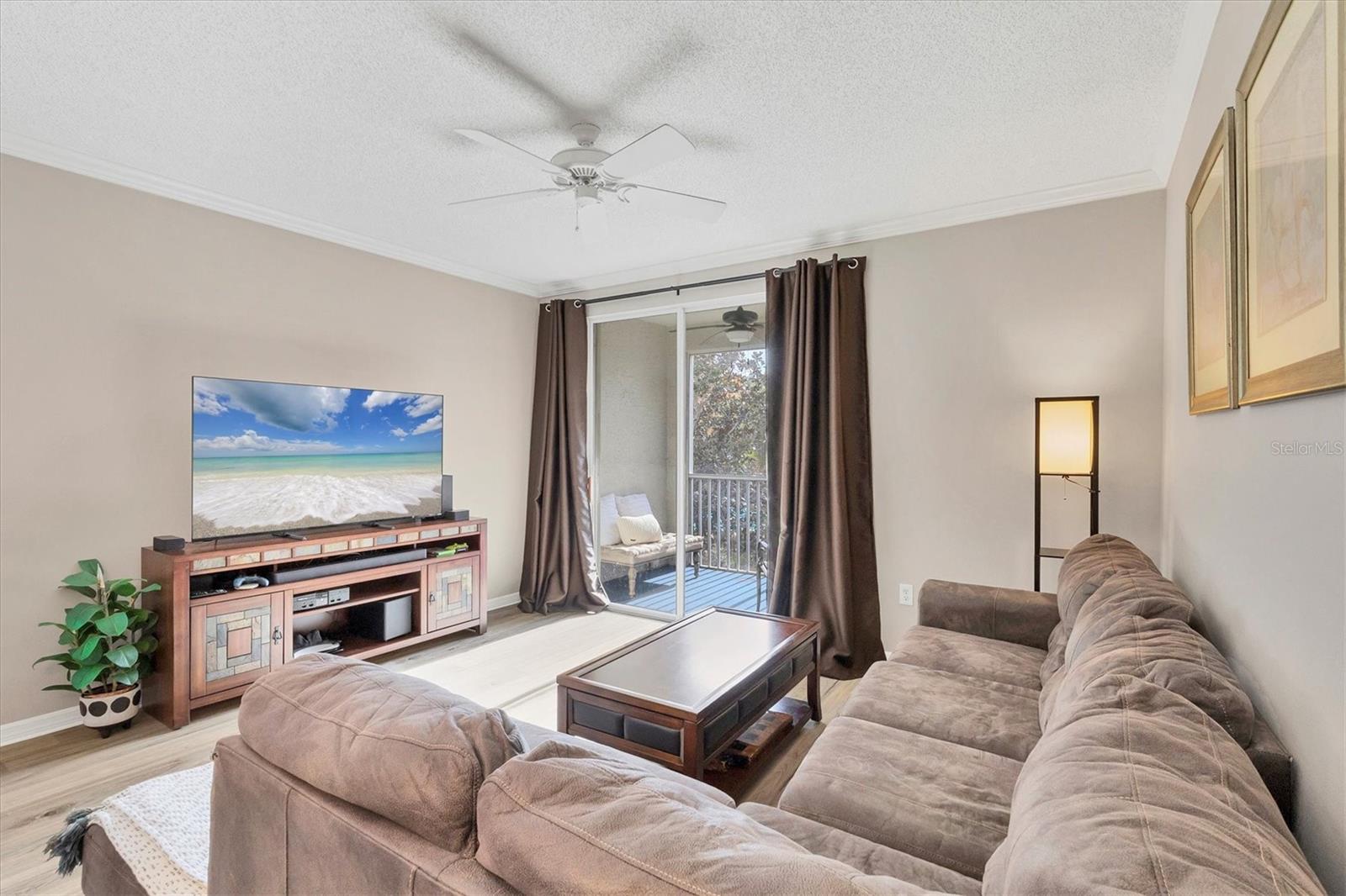 5700 BENTGRASS DRIVE 16-211