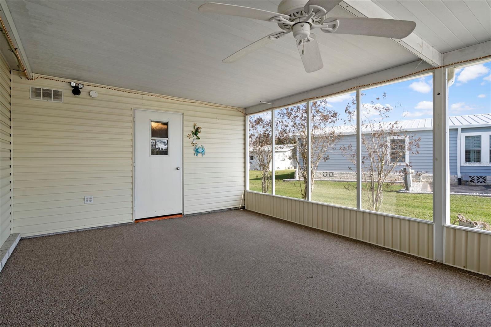 GRAND HORIZONS PH 03 - Residential