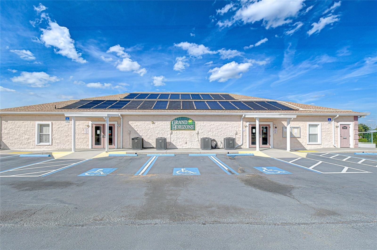 GRAND HORIZONS PH 03 - Residential