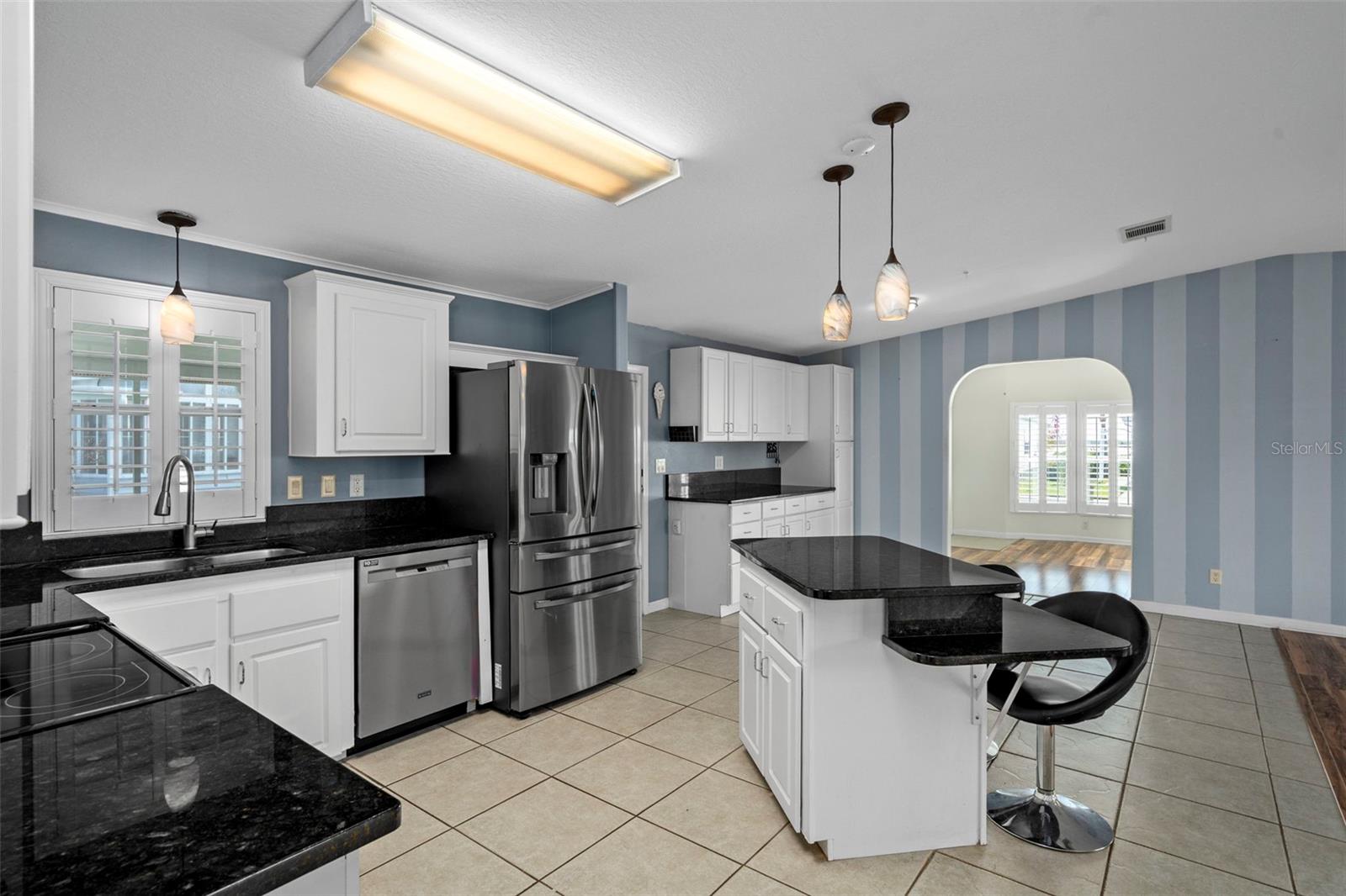 GRAND HORIZONS PH 03 - Residential