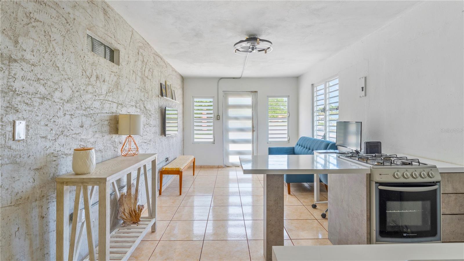 PUEBLO WARD - Residential