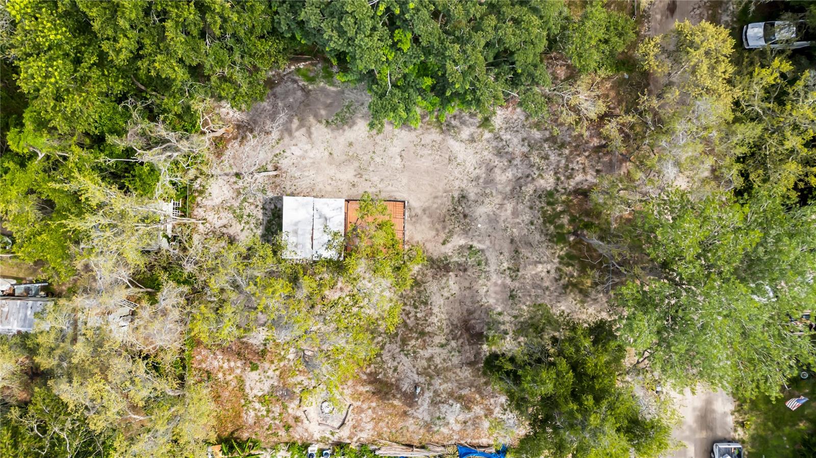 MOON LAKE ESTATE - Land