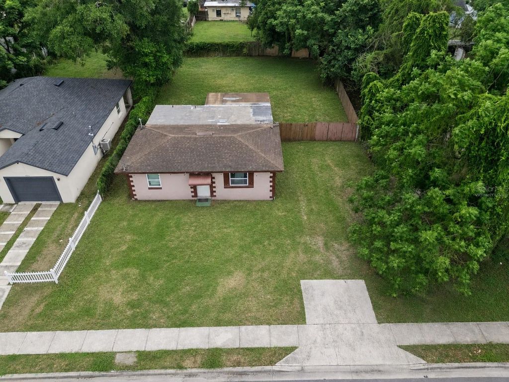 Photo of 1426 18th Street, Orlando, FL 32805 (MLS # O6409052)