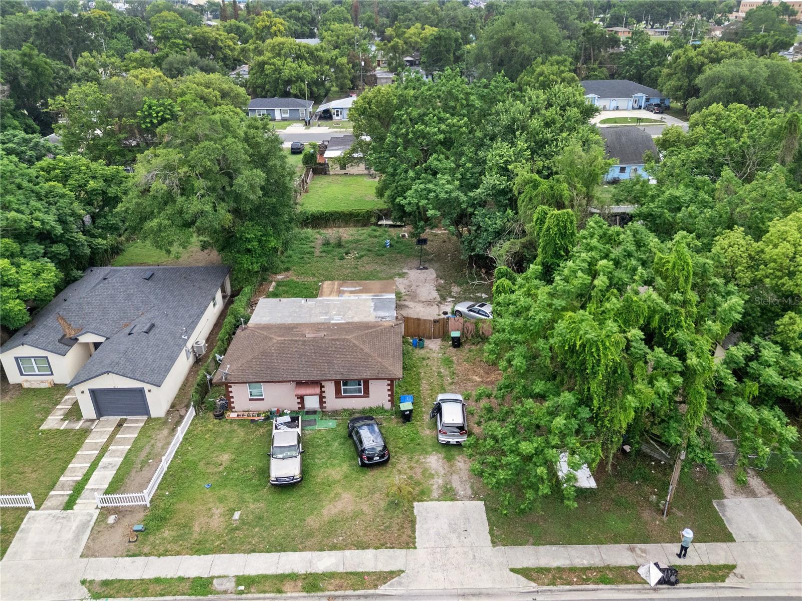 CLEAR LAKE VIEWS - Residential Income