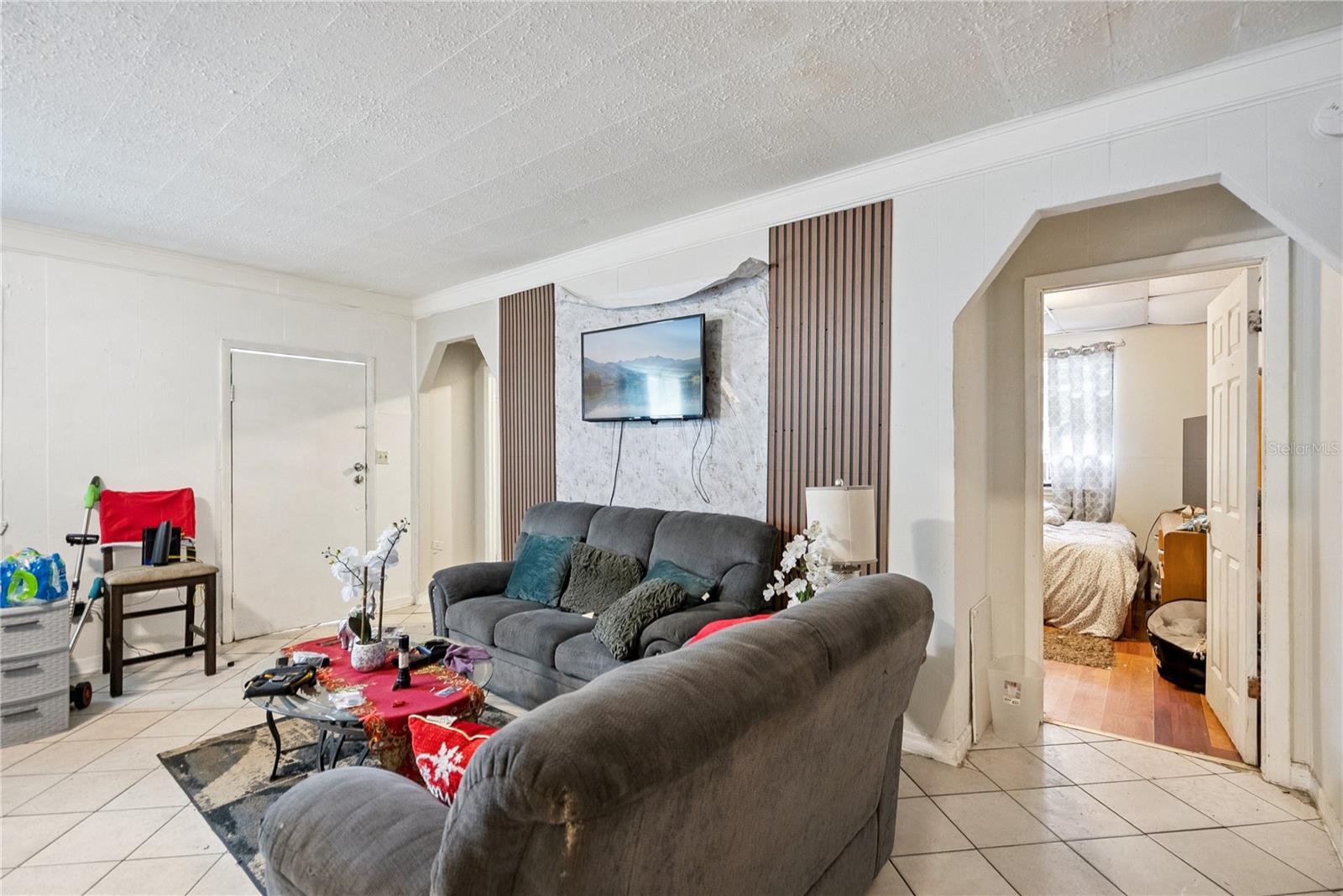 CLEAR LAKE VIEWS - Residential Income