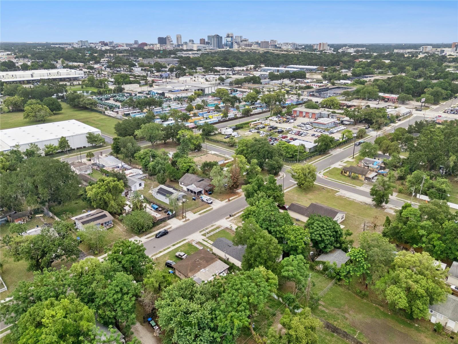 CLEAR LAKE VIEWS - Residential Income