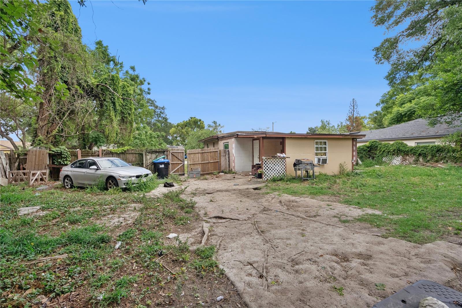 CLEAR LAKE VIEWS - Residential Income
