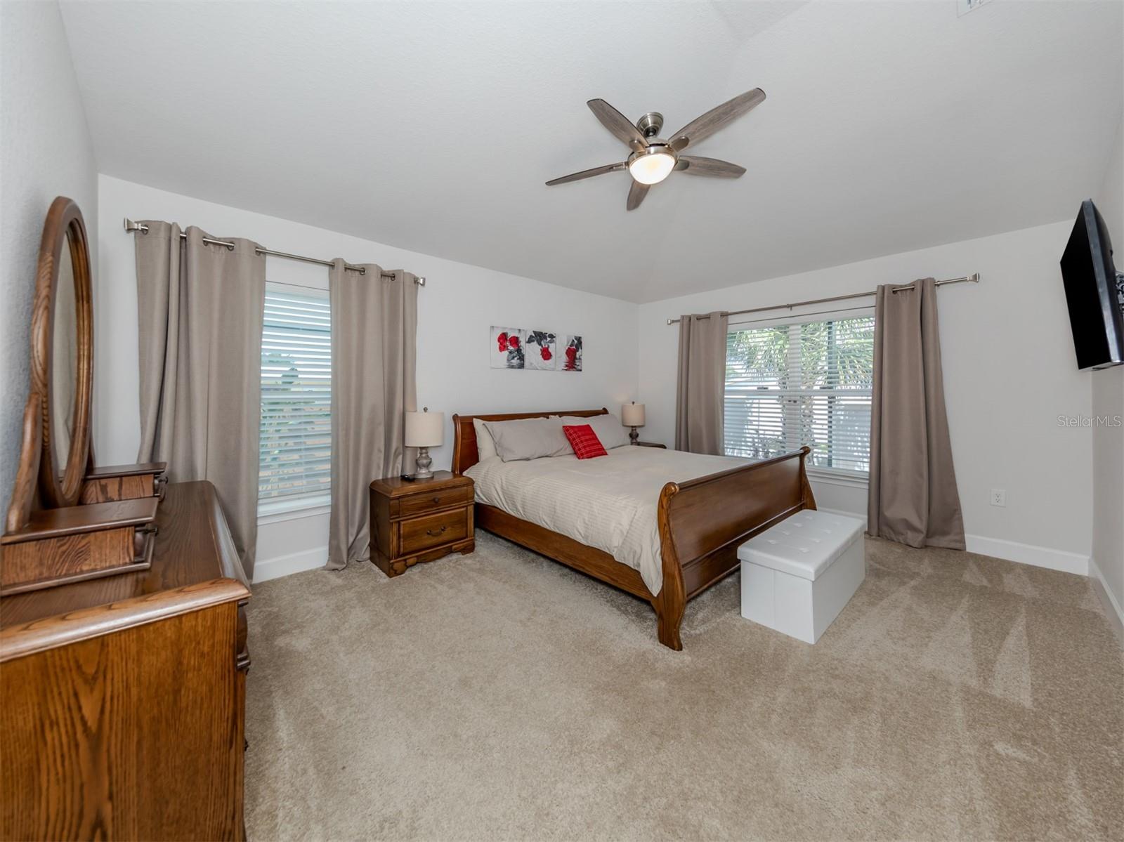 SOUTH VENICE - Residential Lease