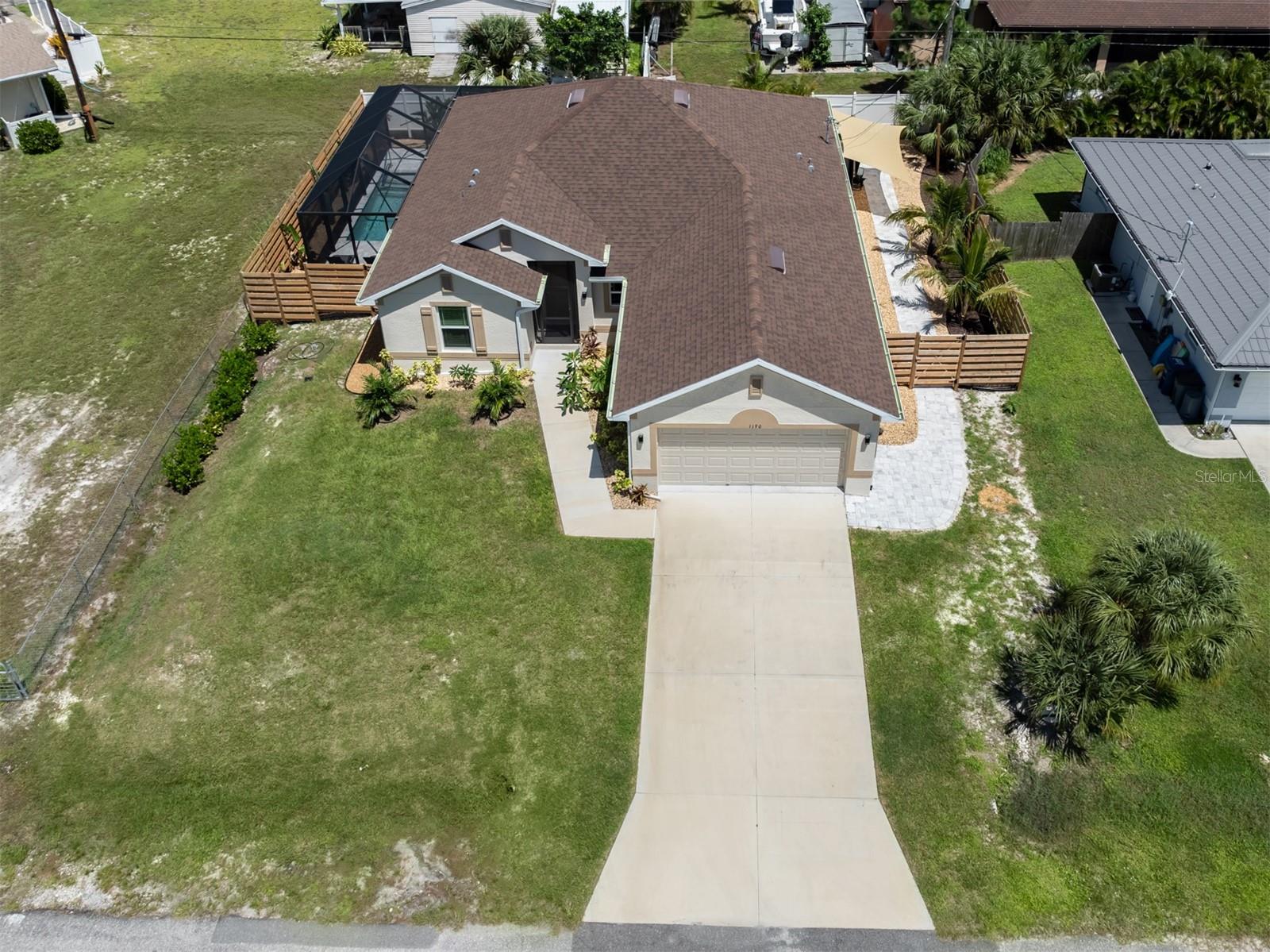 SOUTH VENICE - Residential Lease