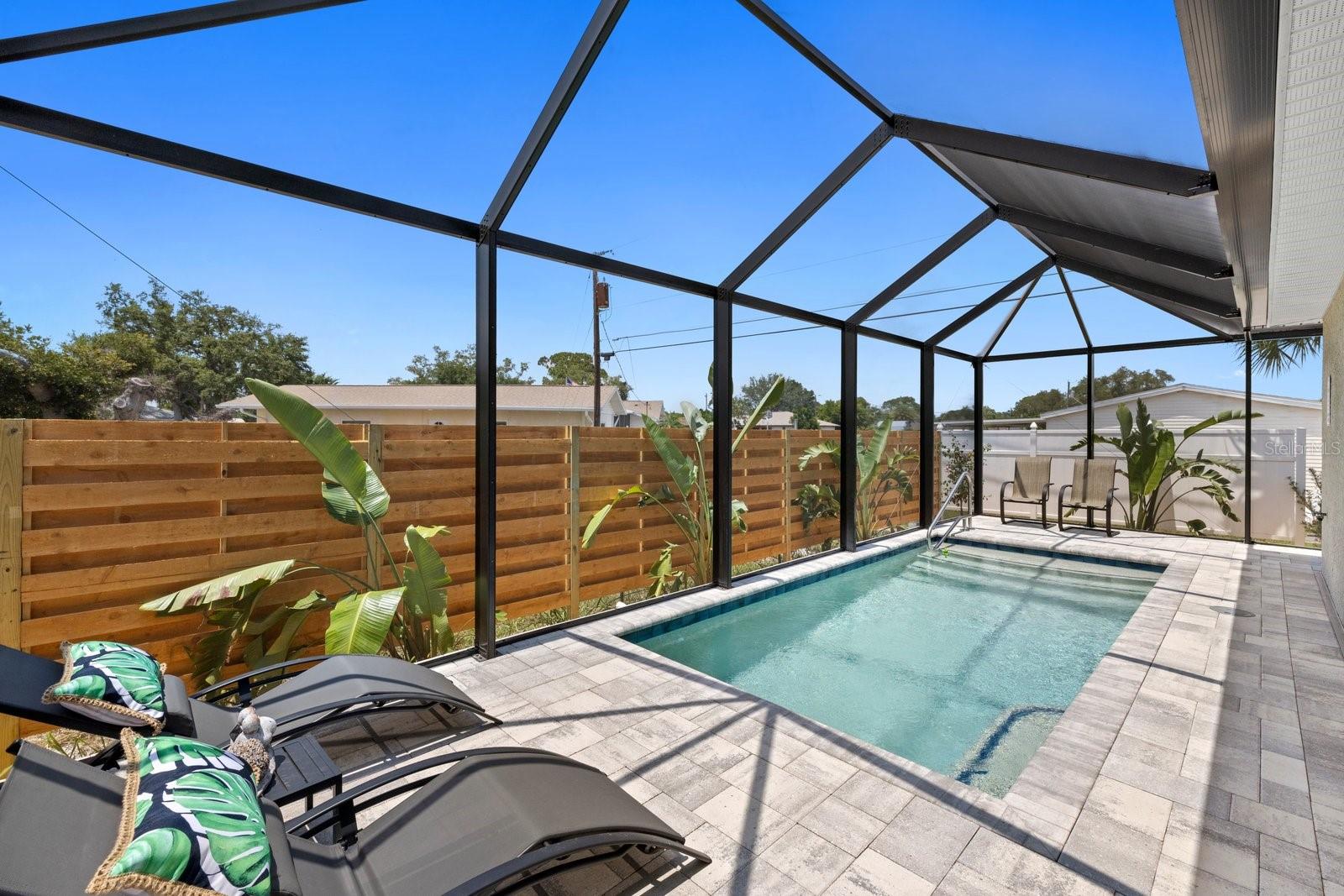 SOUTH VENICE - Residential Lease