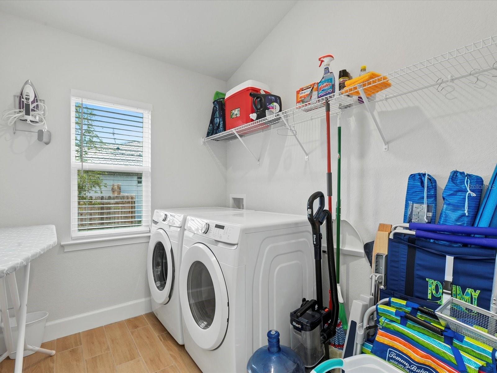 SOUTH VENICE - Residential Lease