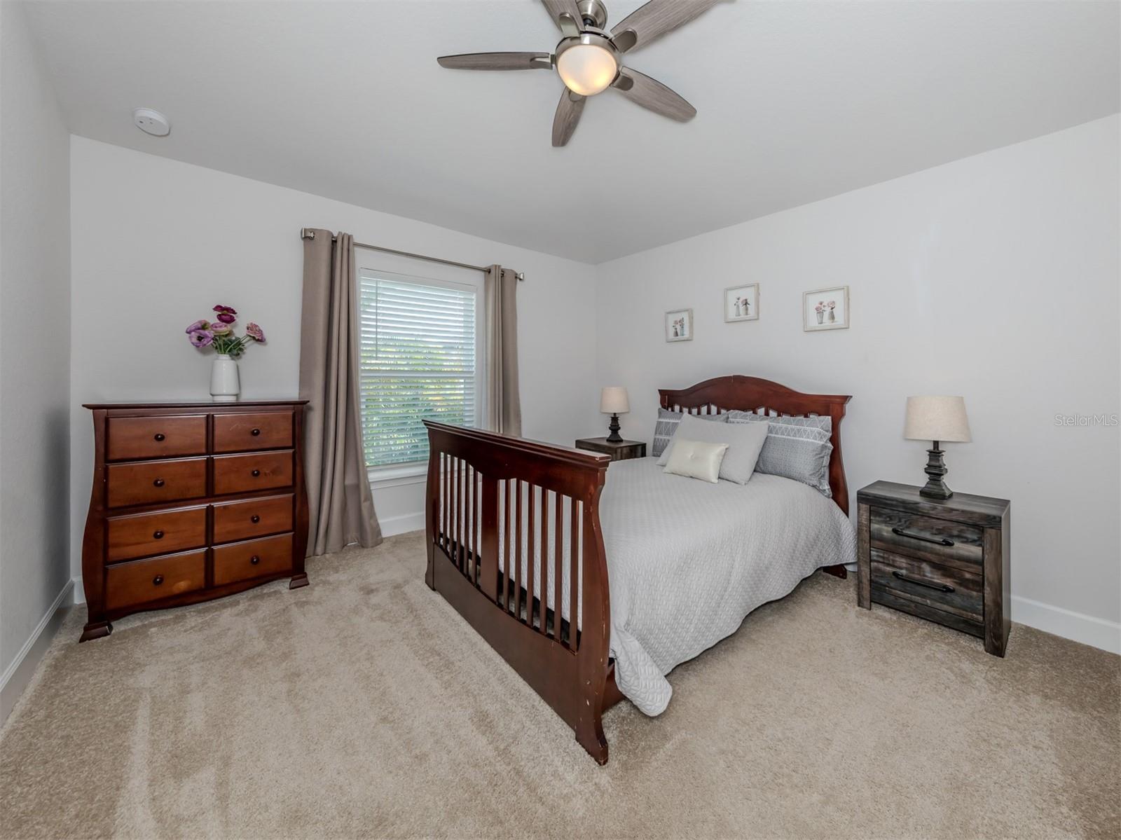SOUTH VENICE - Residential Lease
