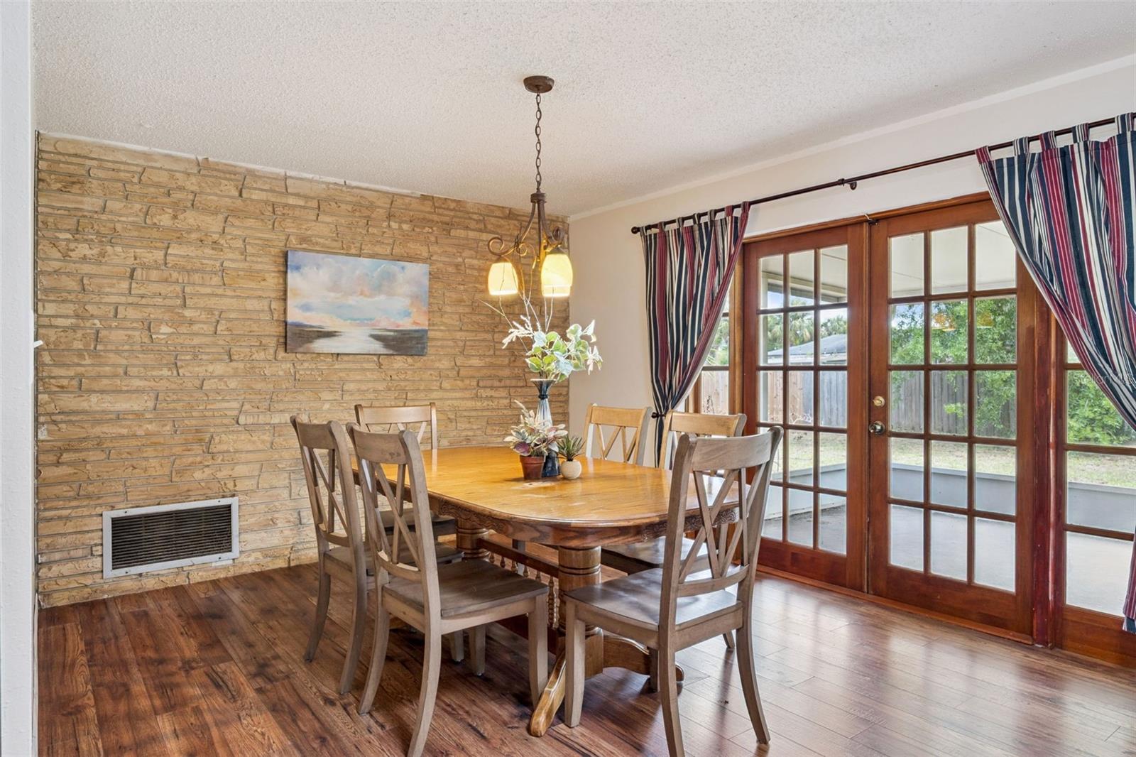 CARRIAGE HILL UNIT 1 - Residential