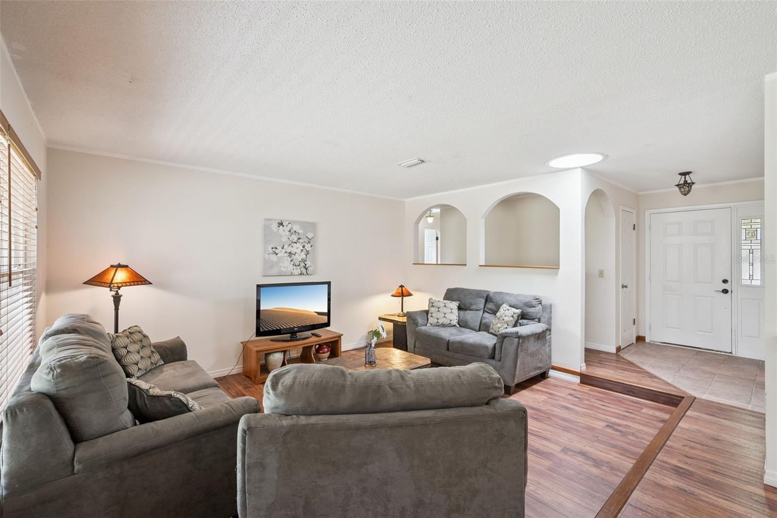 CARRIAGE HILL UNIT 1 - Residential