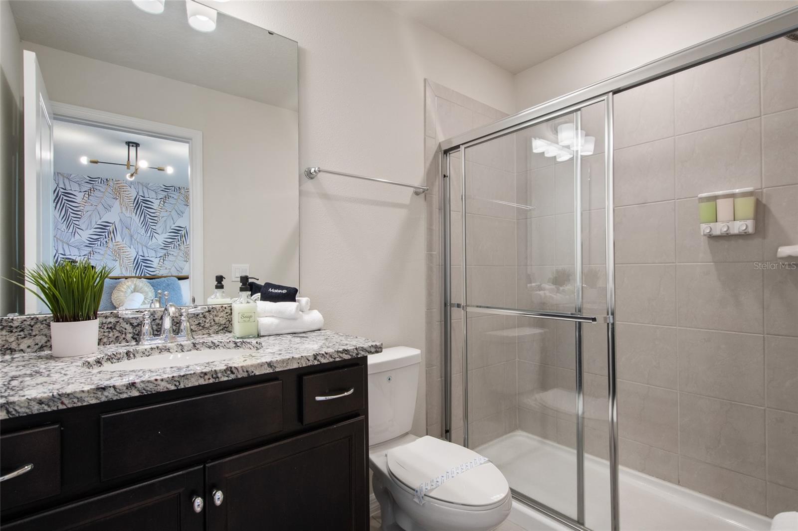 WINDSOR ISLAND RESIDENCE PH 2B - Residential