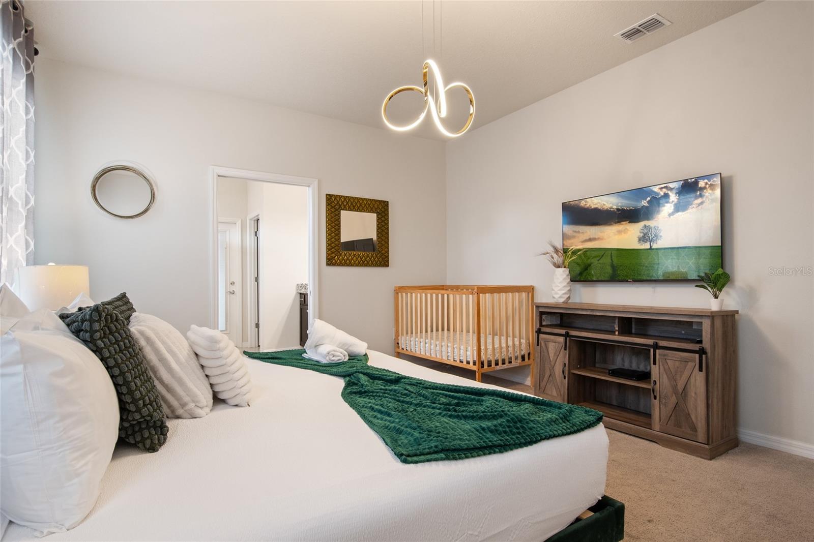 WINDSOR ISLAND RESIDENCE PH 2B - Residential