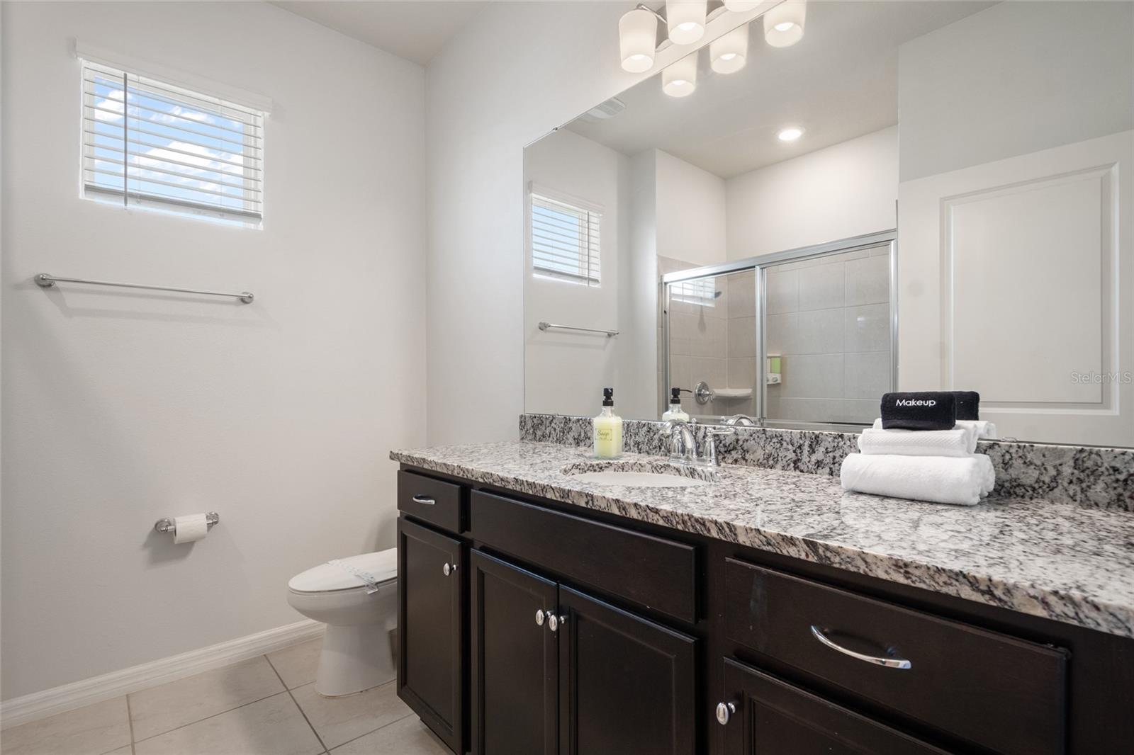 WINDSOR ISLAND RESIDENCE PH 2B - Residential