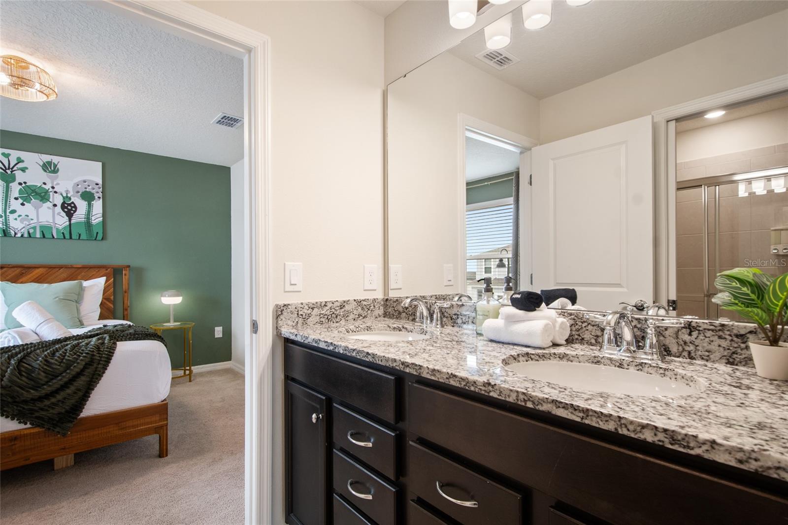 WINDSOR ISLAND RESIDENCE PH 2B - Residential