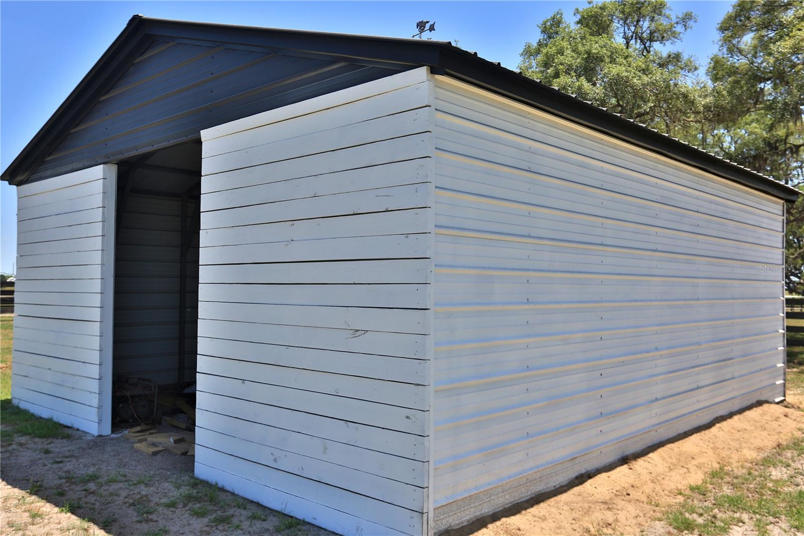 EMERALD MILE FARMS 10 - Residential