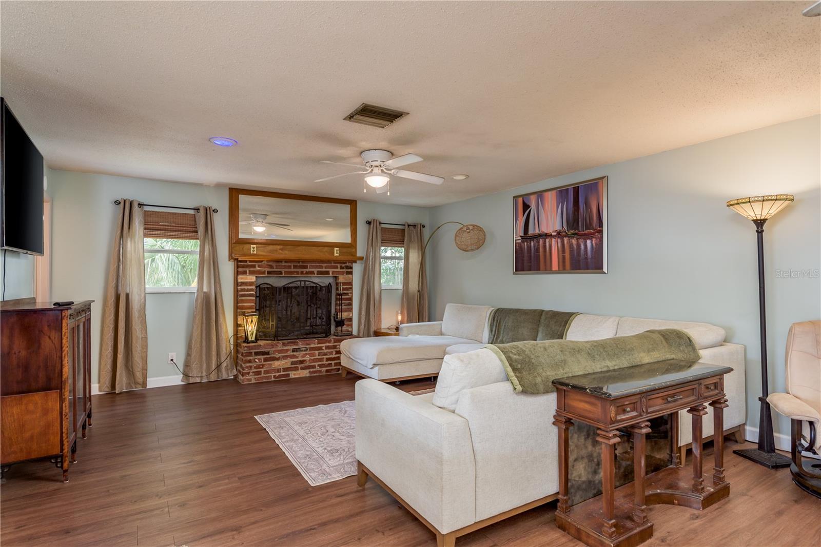 VIRGINIA GROVES ESTATES - Residential