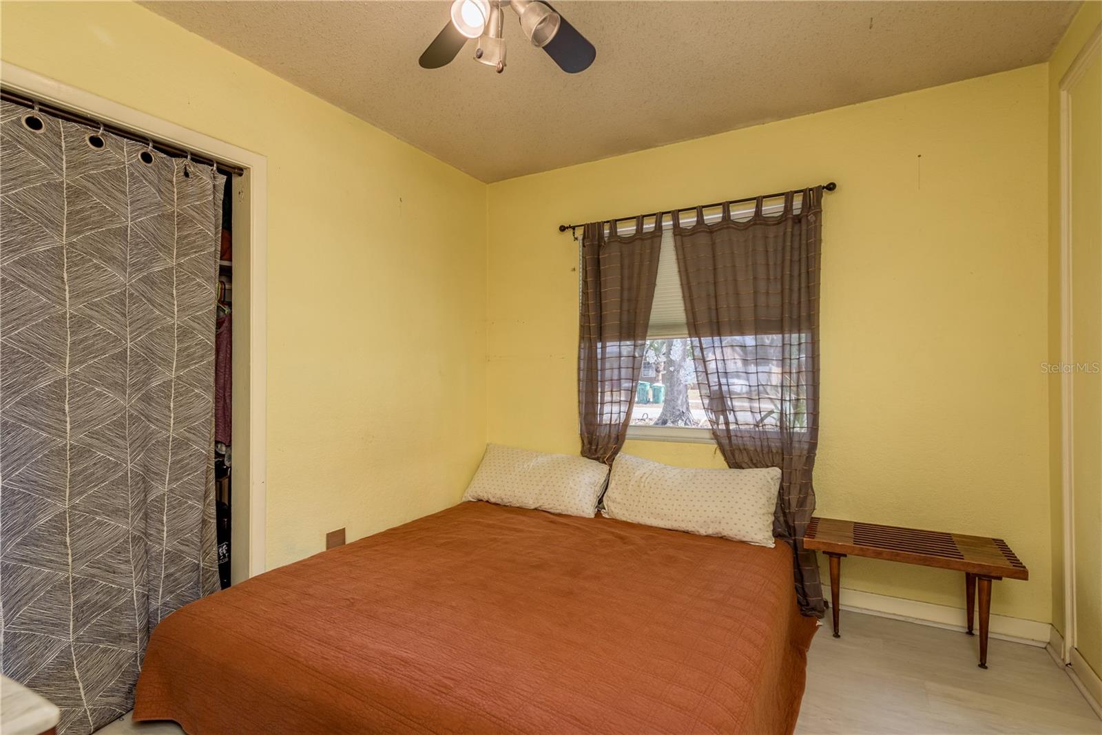 VIRGINIA GROVES ESTATES - Residential