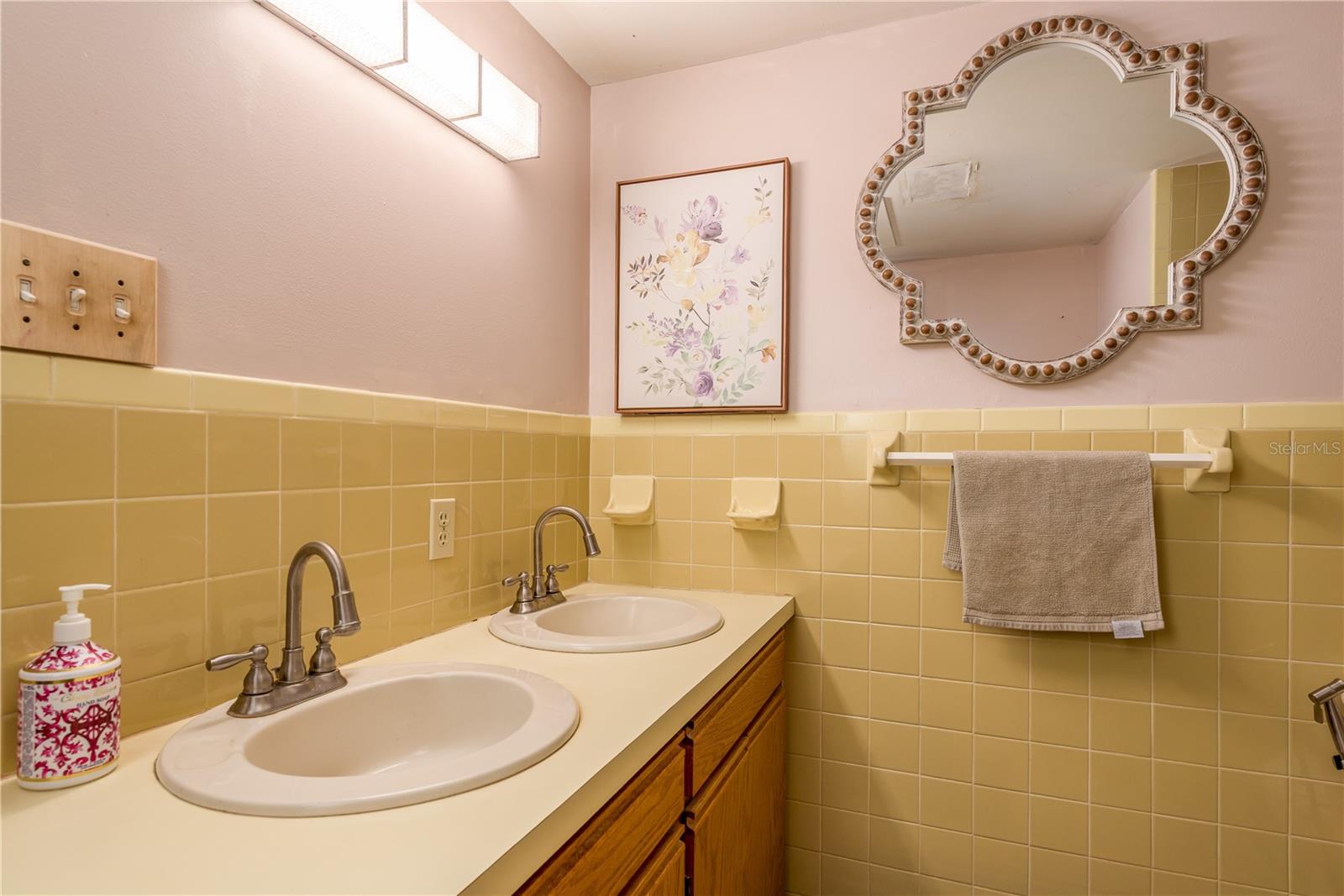 VIRGINIA GROVES ESTATES - Residential