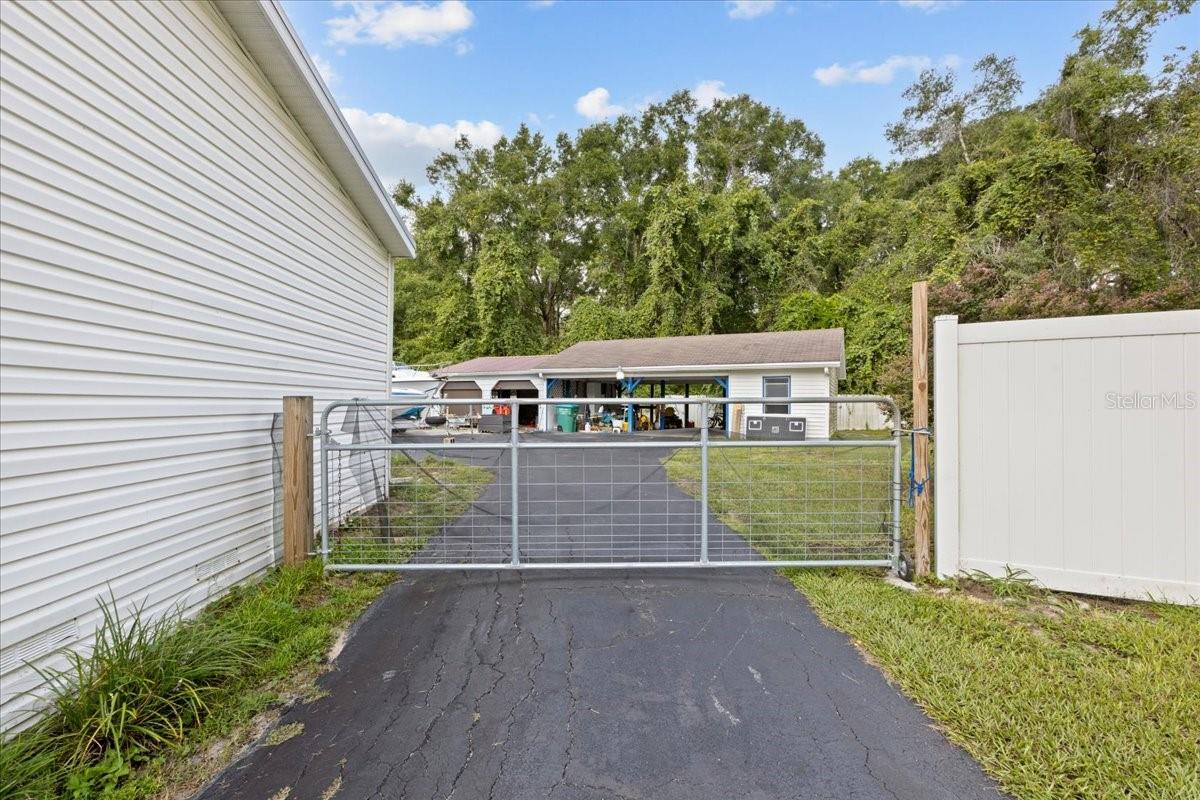 SILVER OAKS SUB PH I - Residential