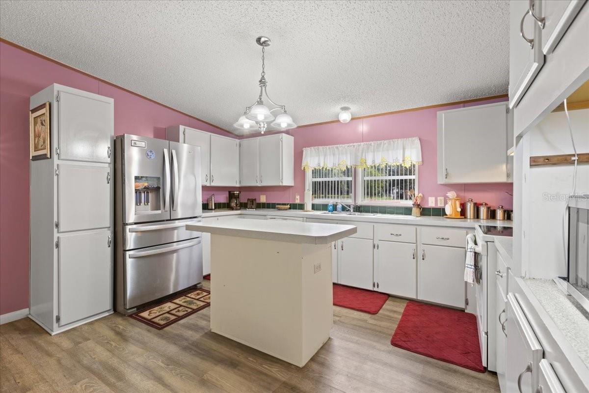 SILVER OAKS SUB PH I - Residential