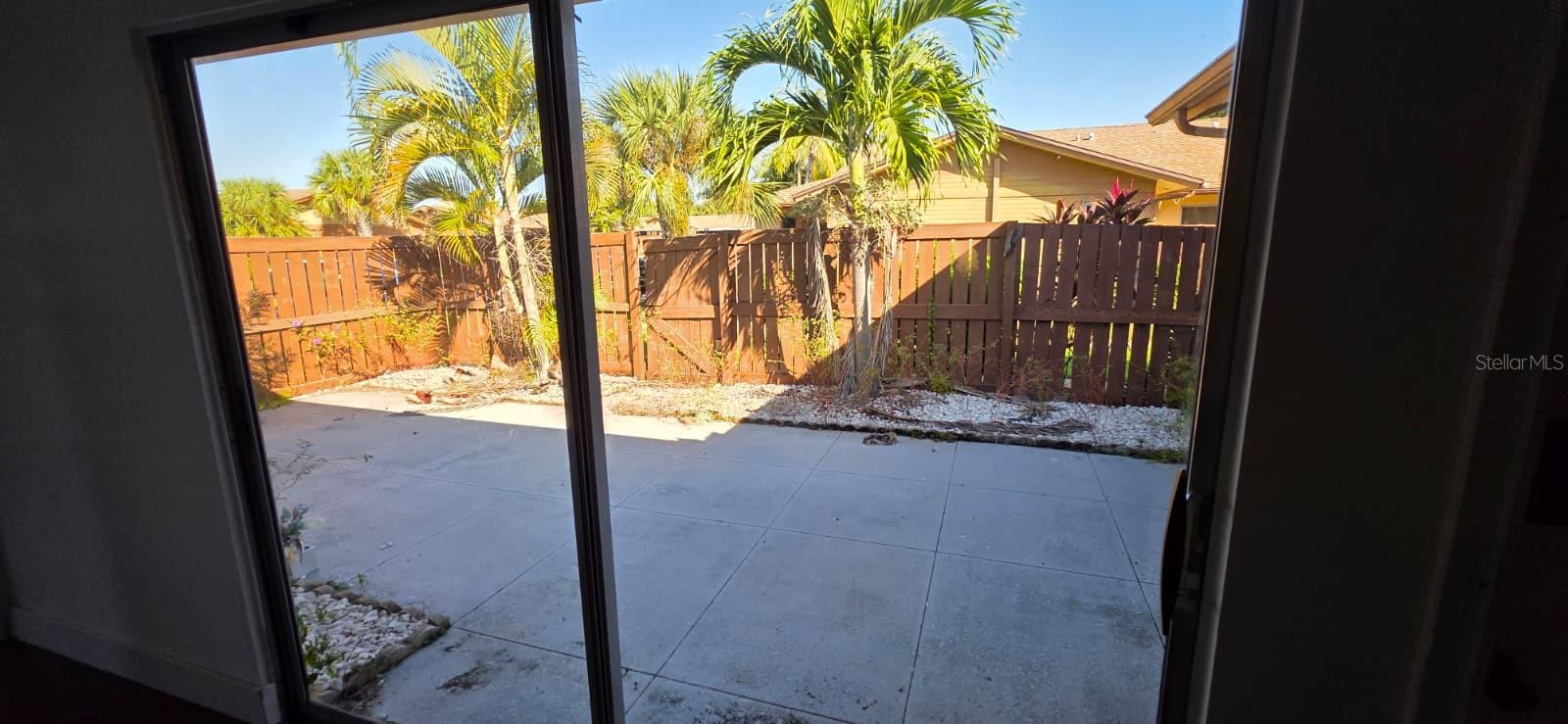 ROYAL WOODS PH 02 - Residential Lease