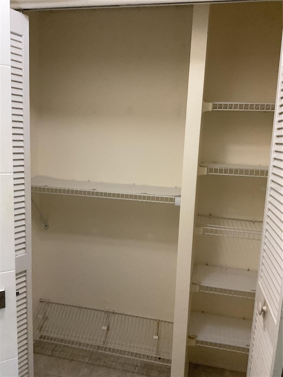 HIGHLAND LAKES VILLAS ON THE GREEN - Residential