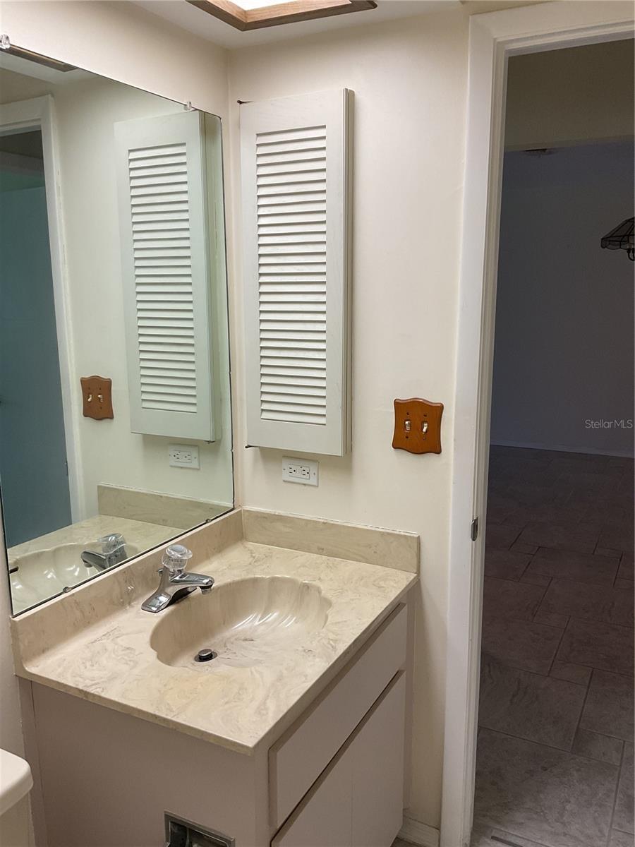 HIGHLAND LAKES VILLAS ON THE GREEN - Residential