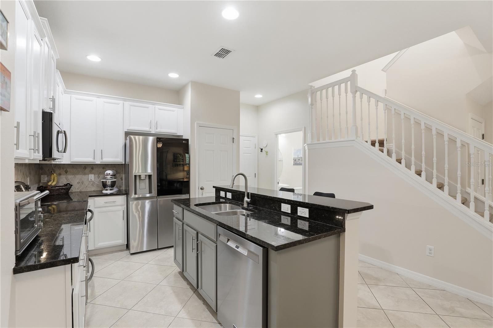 CLAYTON CROSSING TWNHMS SECOND AMD - Residential