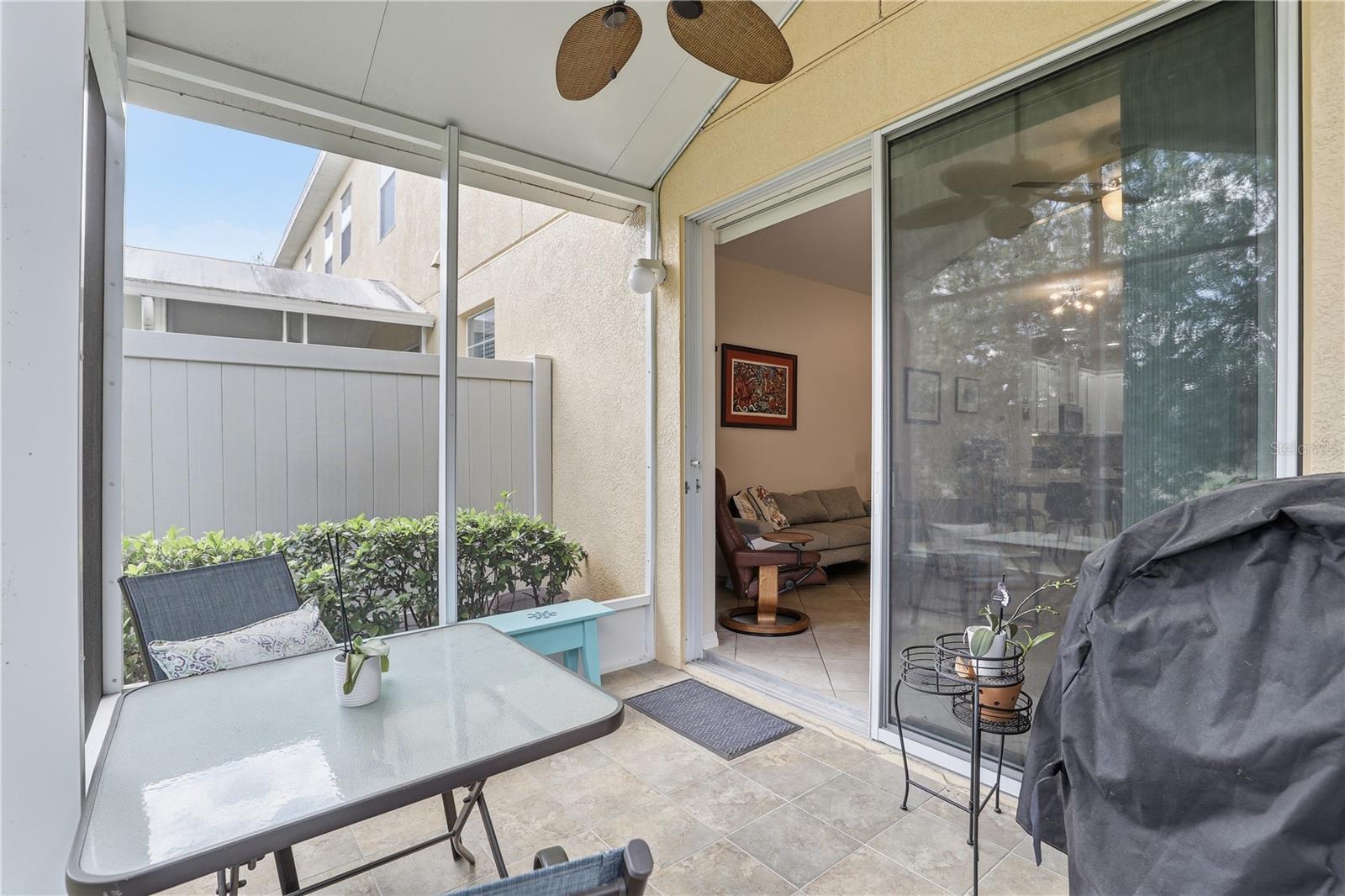 CLAYTON CROSSING TWNHMS SECOND AMD - Residential