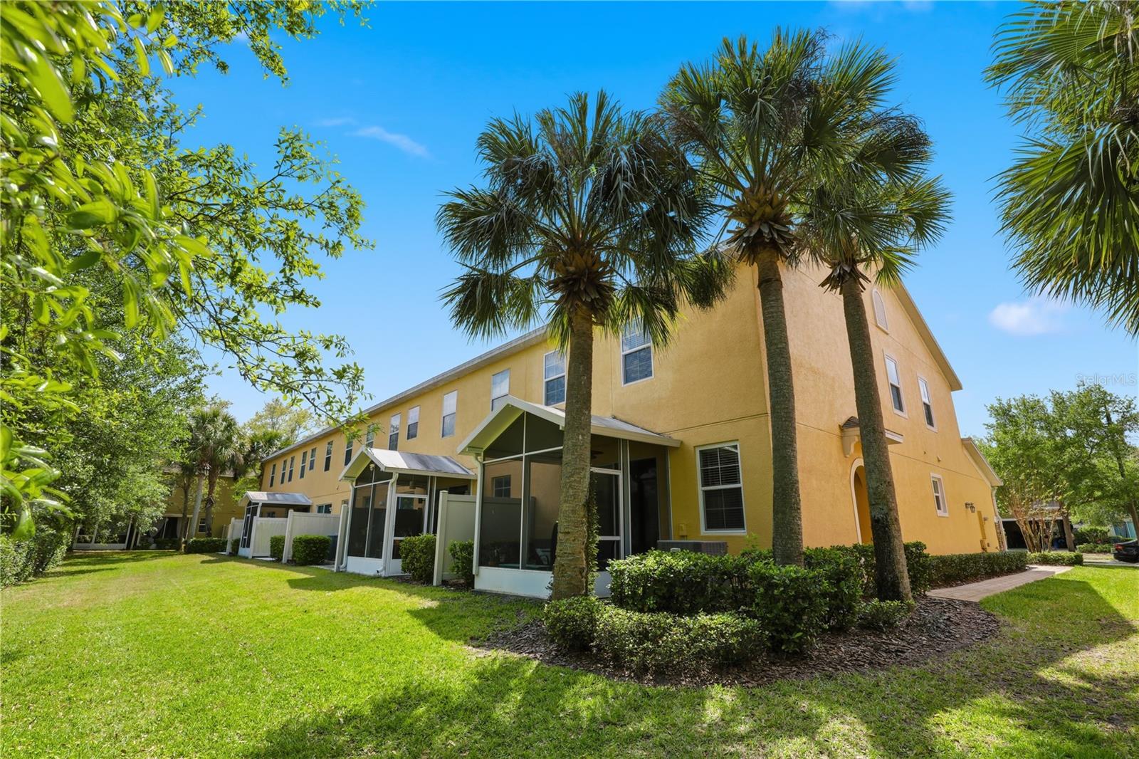 CLAYTON CROSSING TWNHMS SECOND AMD - Residential