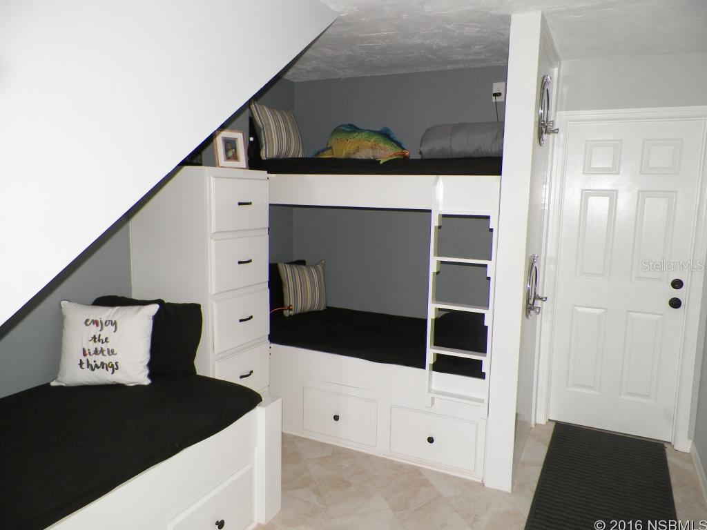 Marina Bay Twnhms - Residential