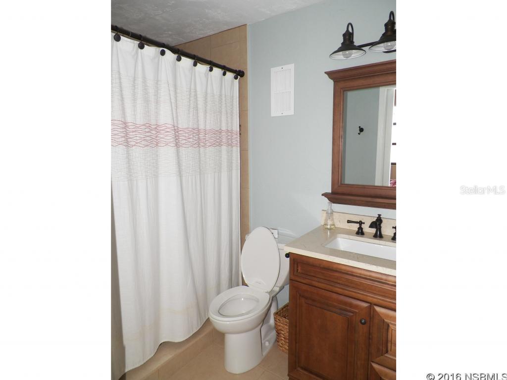 Marina Bay Twnhms - Residential