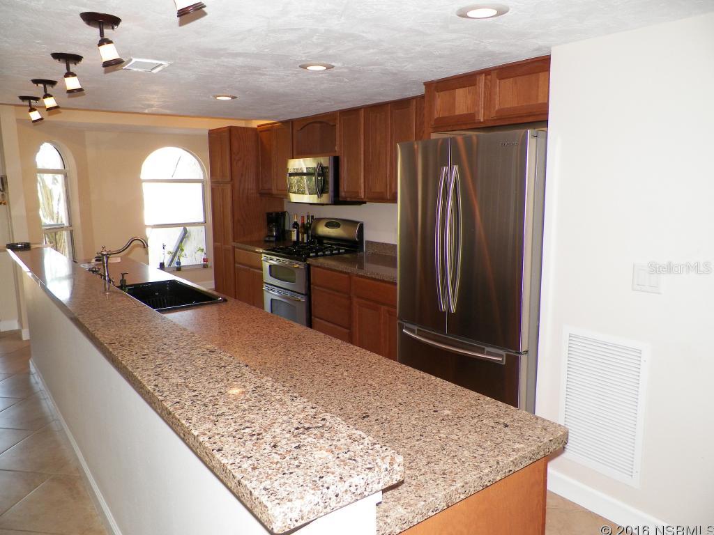 Marina Bay Twnhms - Residential