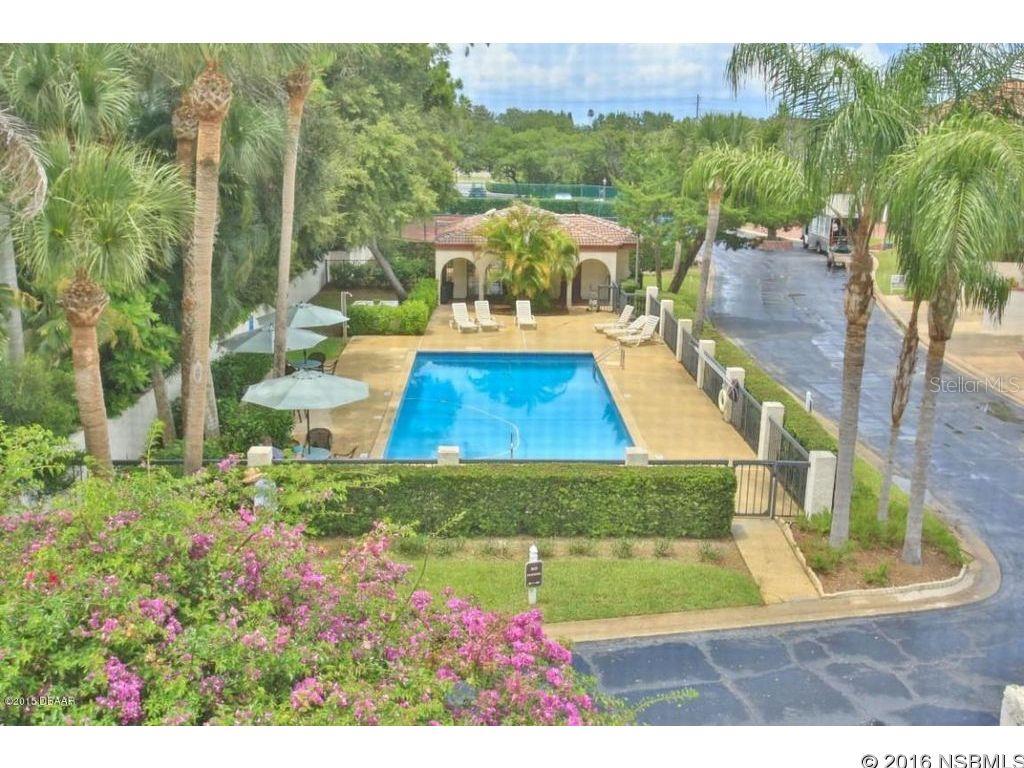 Marina Bay Twnhms - Residential