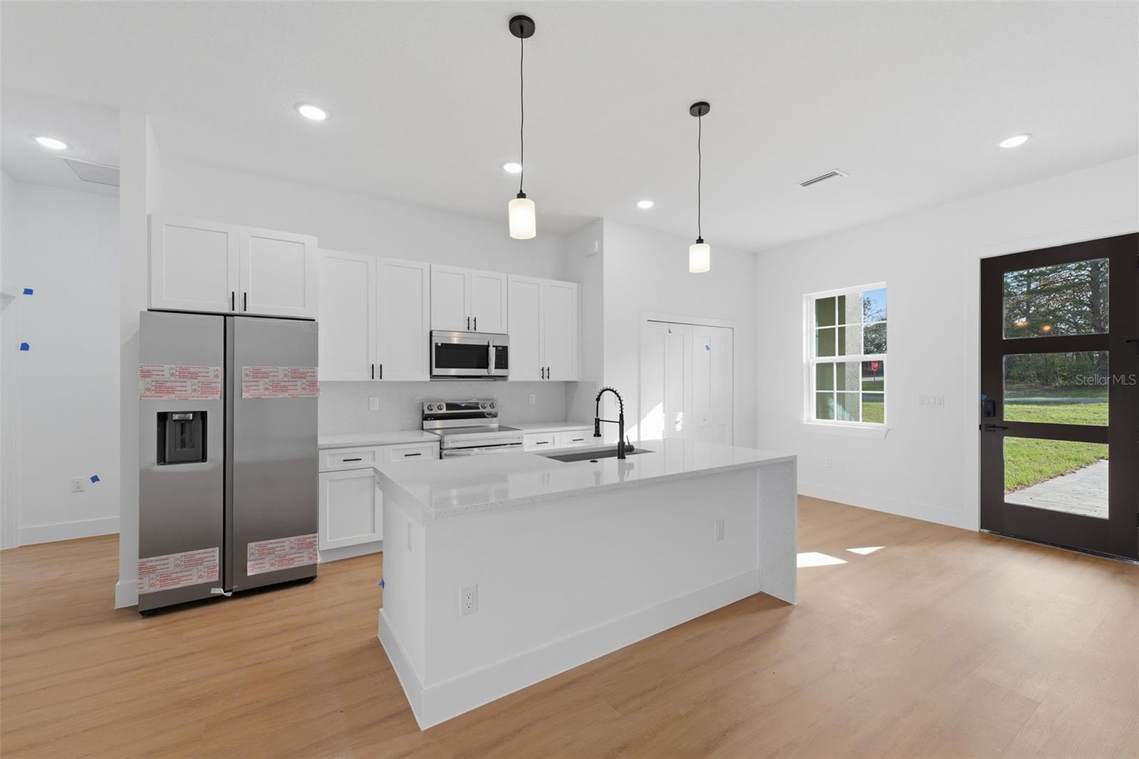 MARION OAKS - Residential