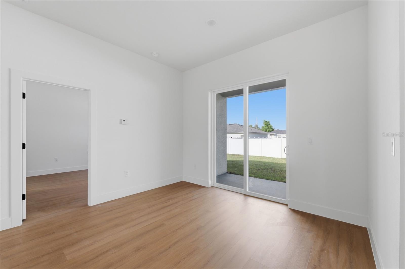 MARION OAKS - Residential