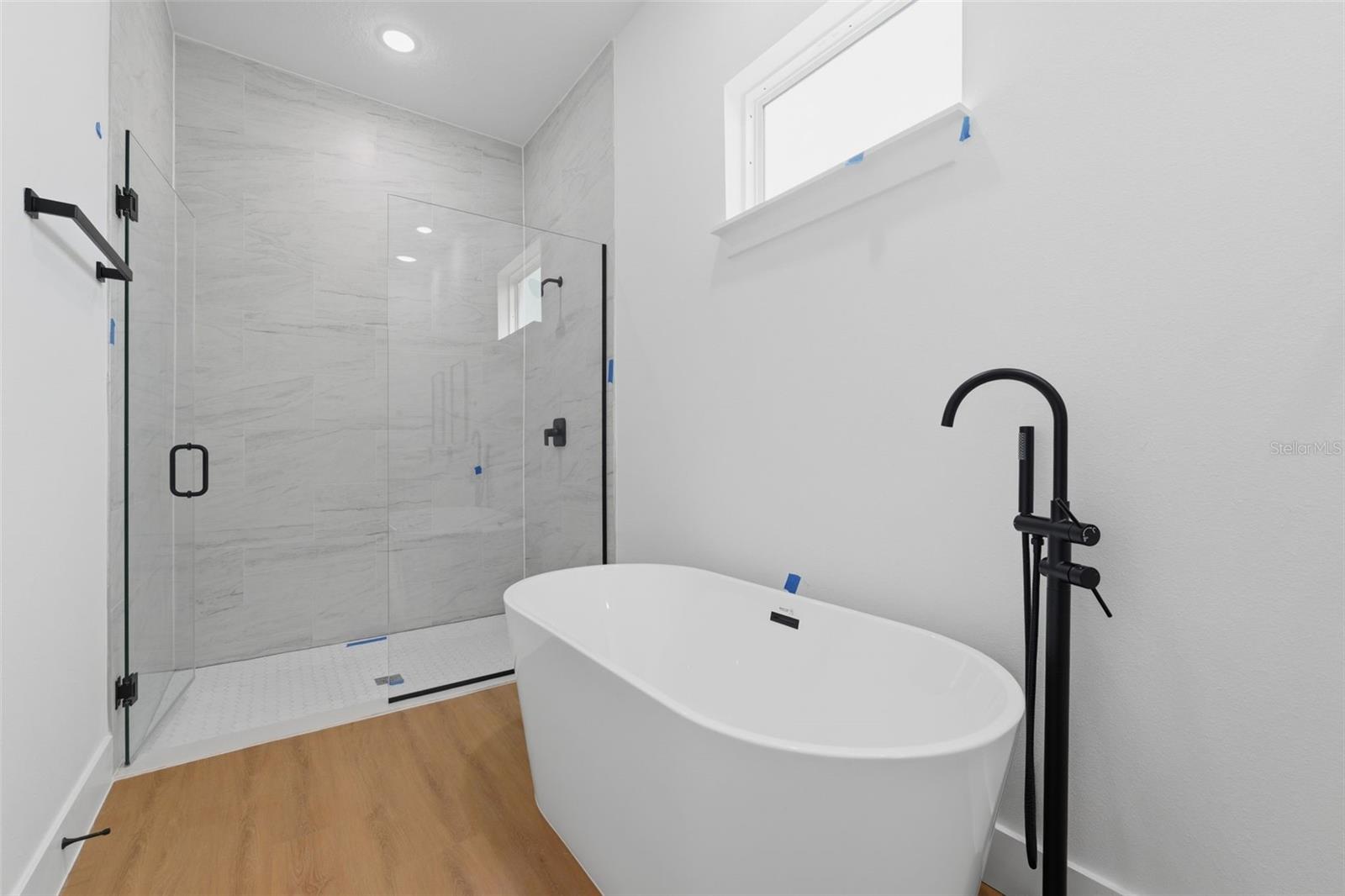 MARION OAKS - Residential