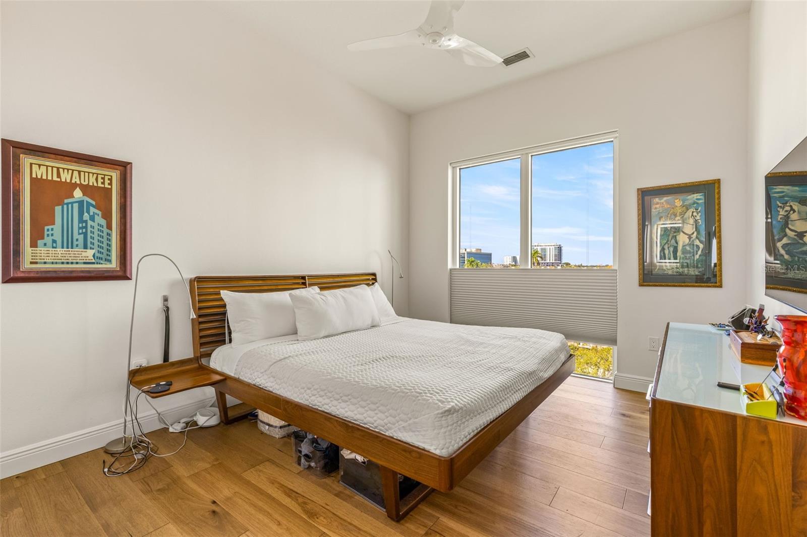 CASTILLE URBANA CONDO - Residential